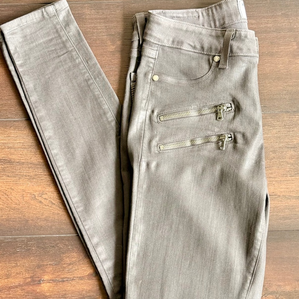 Paige Coated Skinny Jeans – Style 212490 “City Fog” – Size 27 – Moto Zip